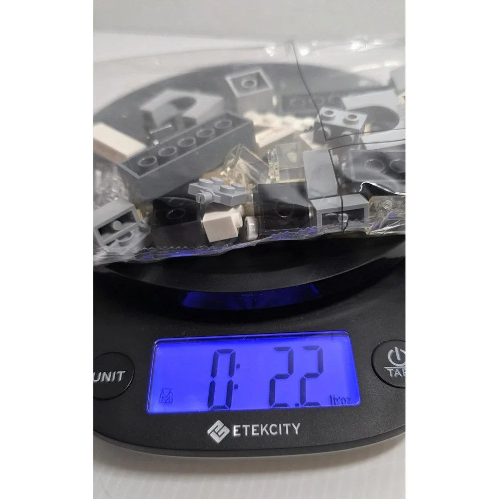 LEGO Creator Sealed Internal Parts Bag Gray White Tires Printed 2012 2.2 oz‎